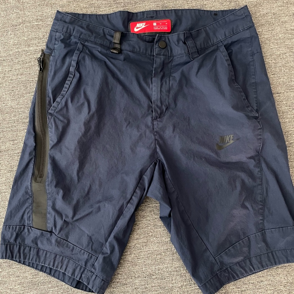 Nike Men's Dark Blue Athletic Shorts
